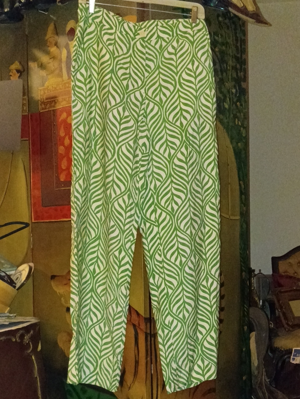 H&M Green and White Leaf-Print Straight Leg Pants